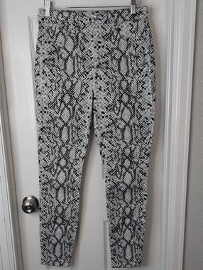 Good American Black and White Snakeskin Print Jeans Size 14